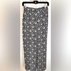 Talbots Pure Silk preppy floral paisley lightweight Black & White pants size 4